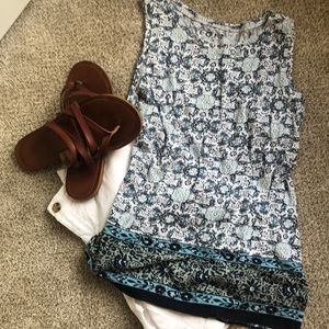 Loft sleeveless Top